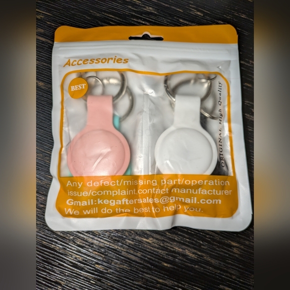 generic brand Other - Apple AirTag accessories - keychain 4 pack NWT